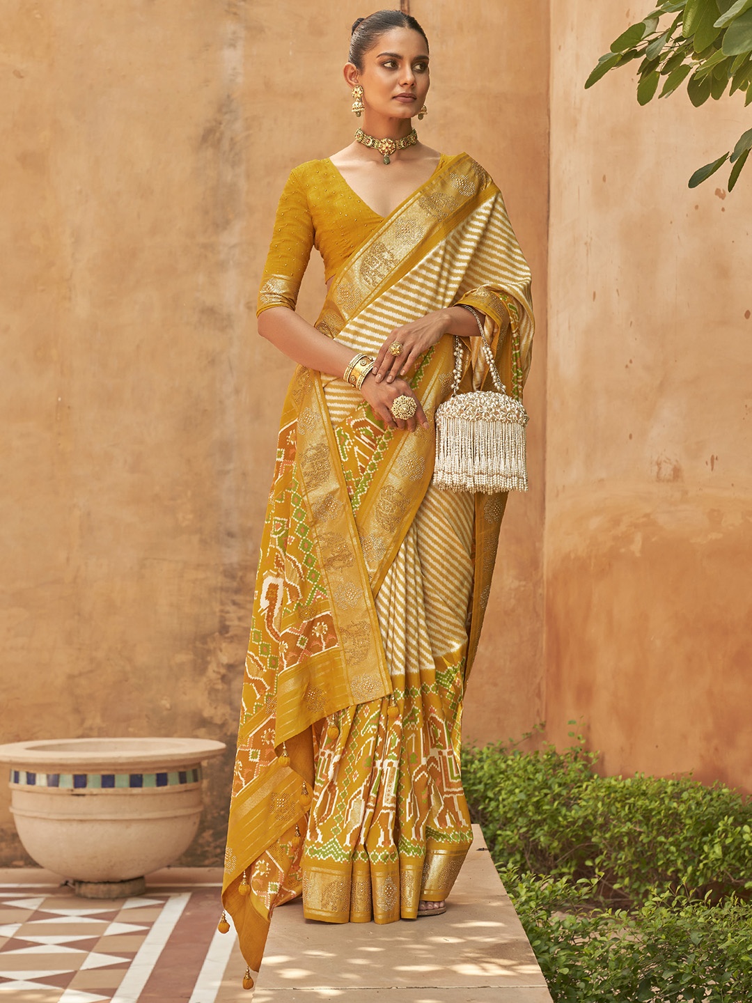 

elora Leheriya Woven Design Zari Pure Silk Patola Saree, Mustard
