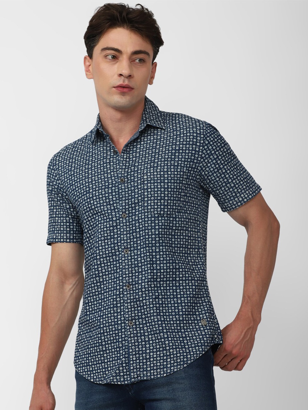 

Peter England Casuals Slim Fit Opaque Printed Pure Cotton Casual Shirt, Navy blue