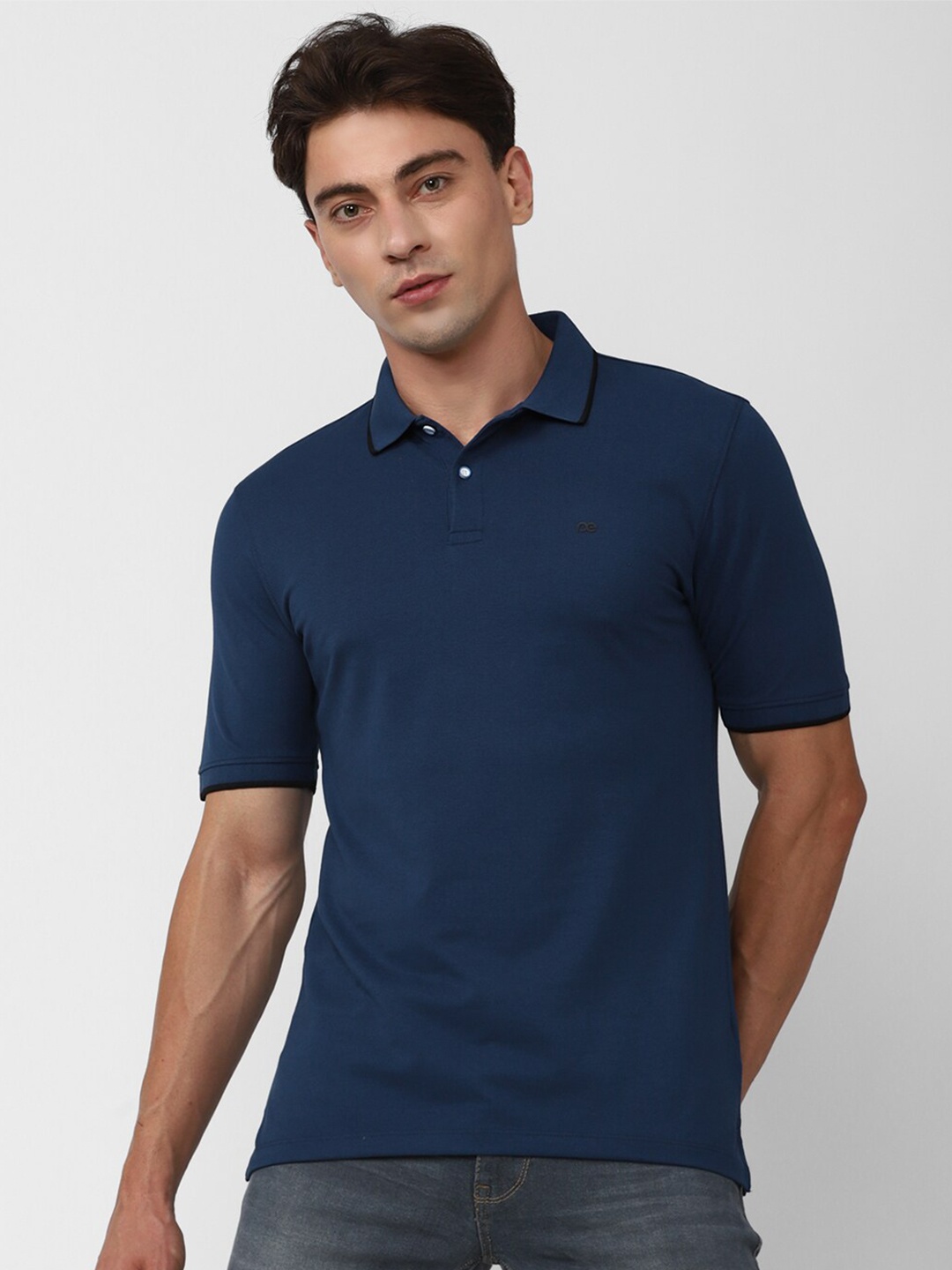 

Peter England Casuals Polo Collar Slim Fit T-shirt, Navy blue