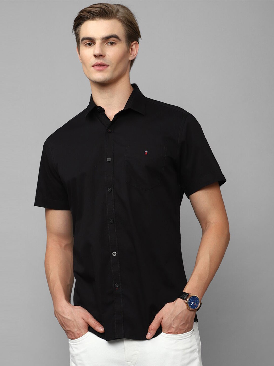 

Louis Philippe Sport Spread Collar Slim Fit Opaque Pure Cotton Casual Shirt, Black