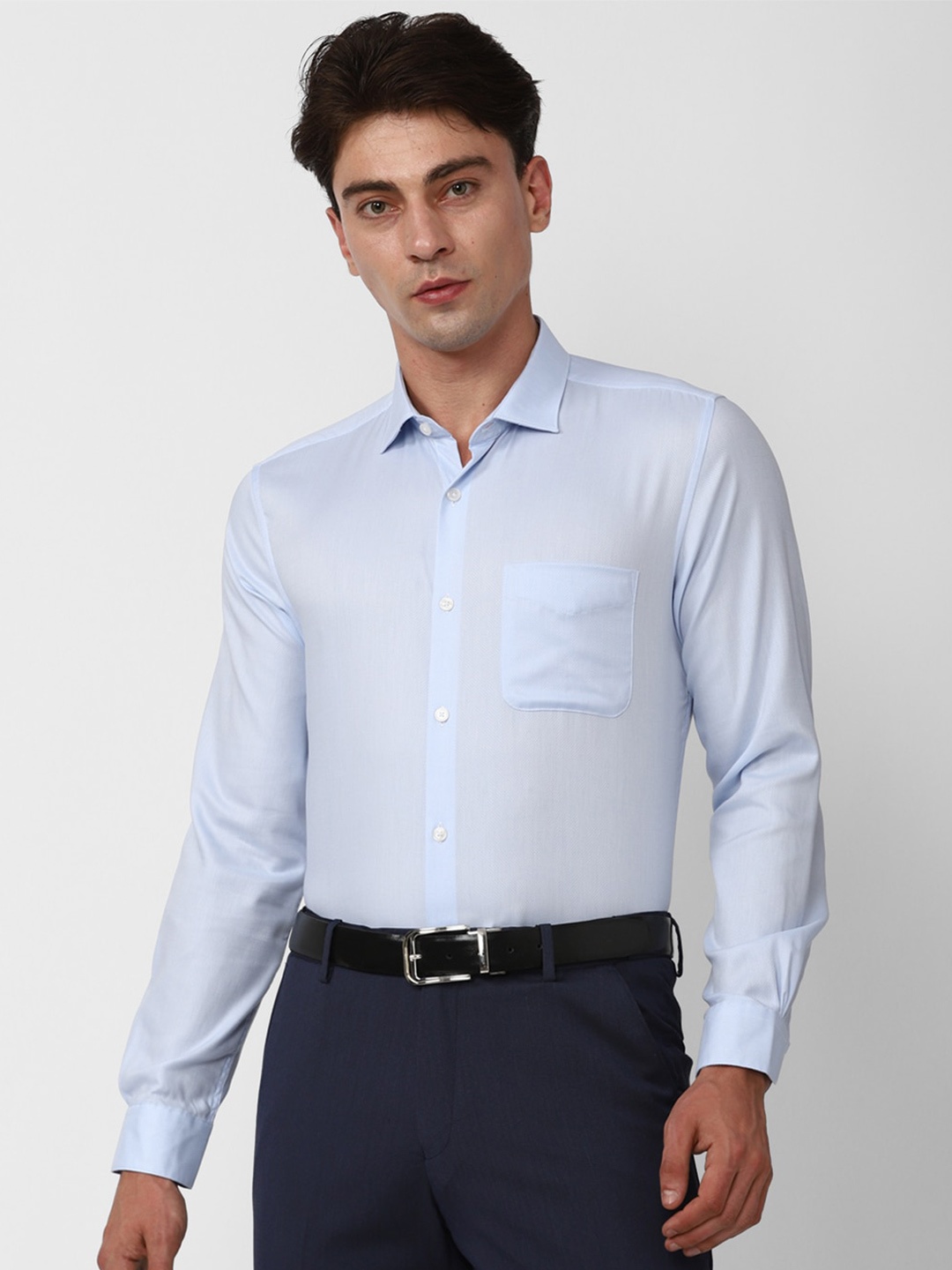 

Peter England Elite Slim Fit Pure Cotton Formal Shirt, Blue