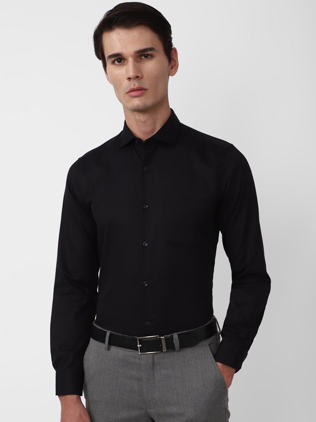 

Peter England Elite Slim Fit Pure Cotton Formal Shirt, Black