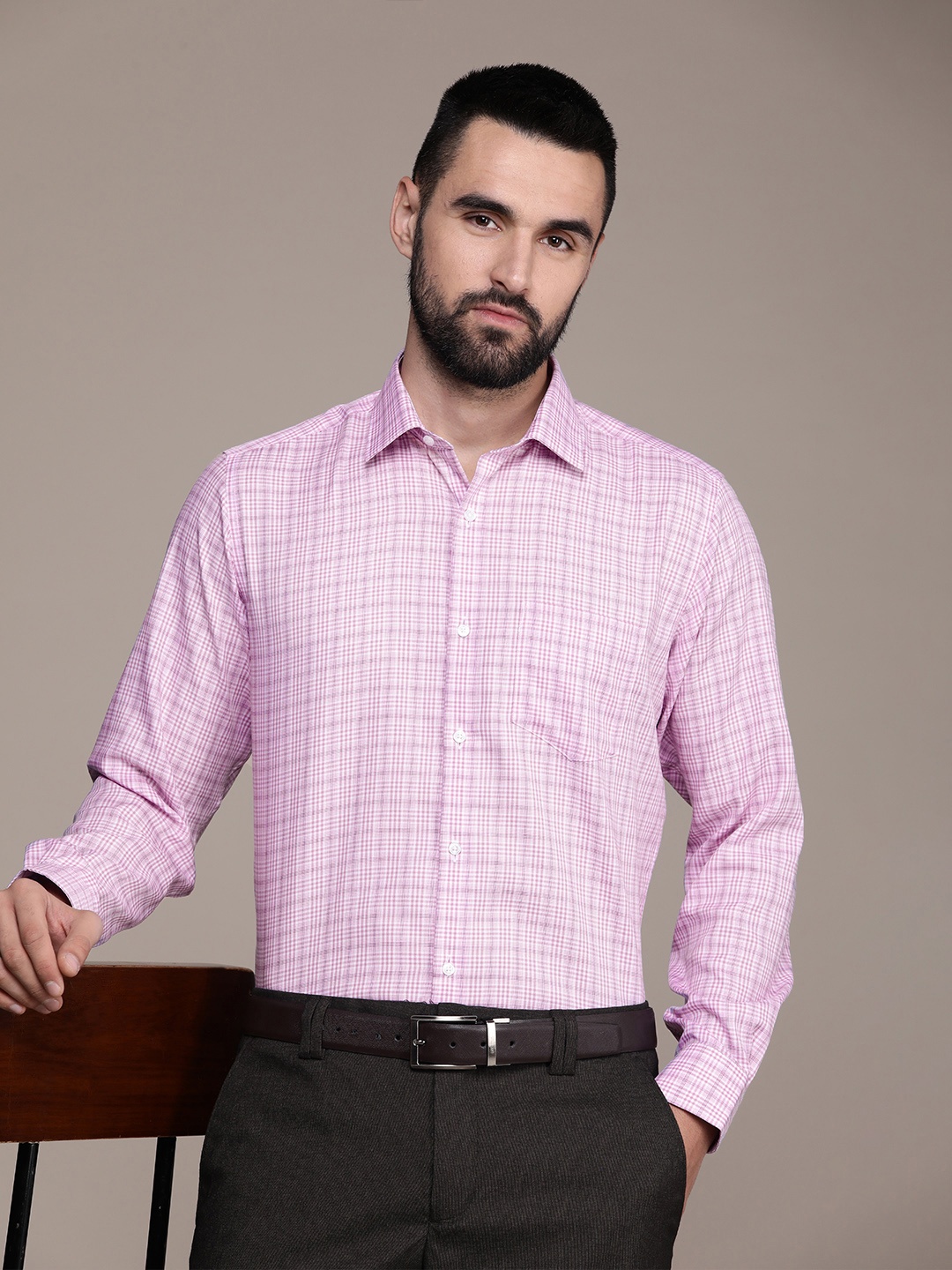 

Van Heusen Durapress Checked Opaque Pure Cotton Wrinkle Resistant & Easy Care Formal Shirt, Purple