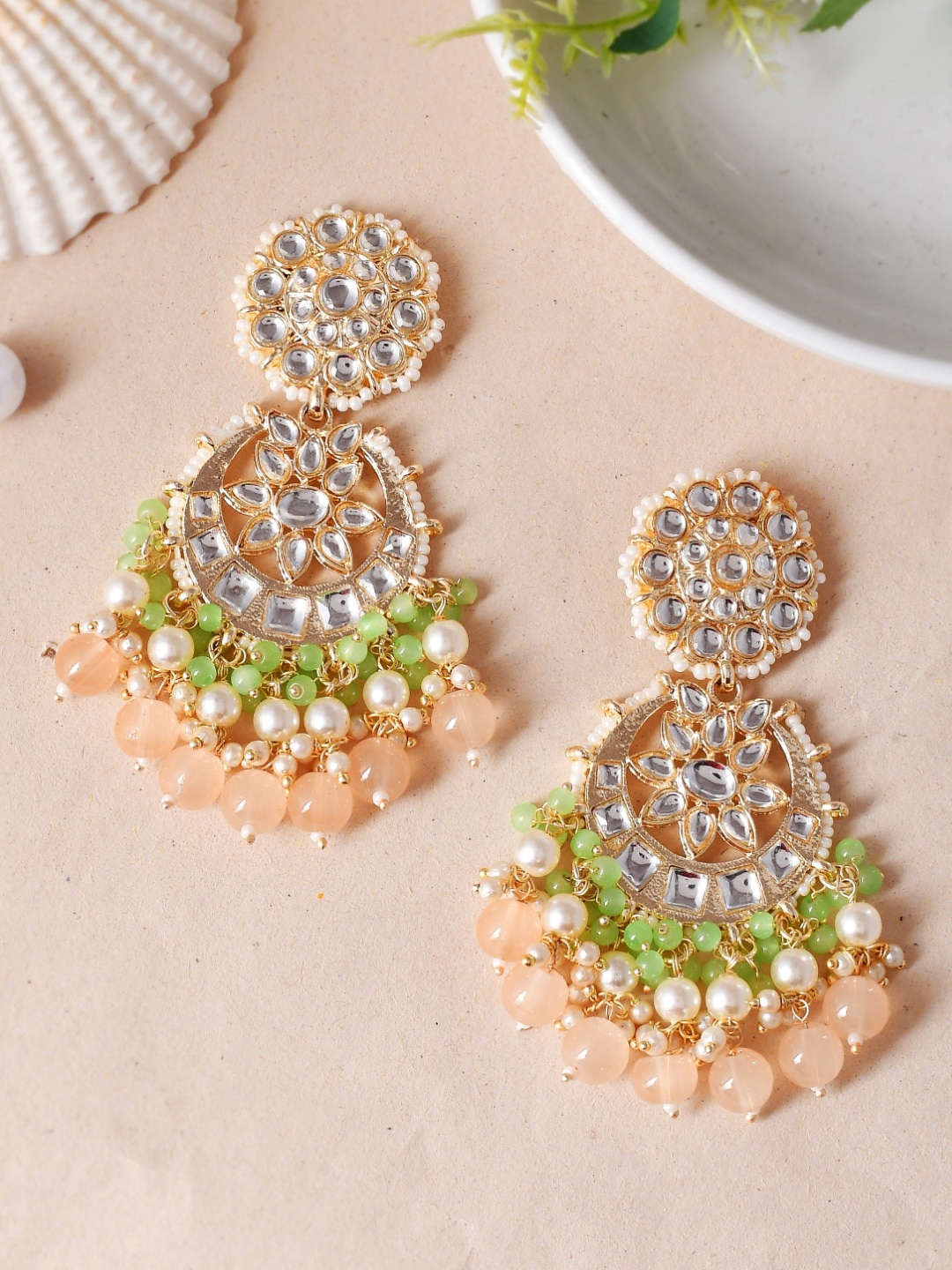 

Ishhaara Contemporary Chandbalis Earrings, Silver