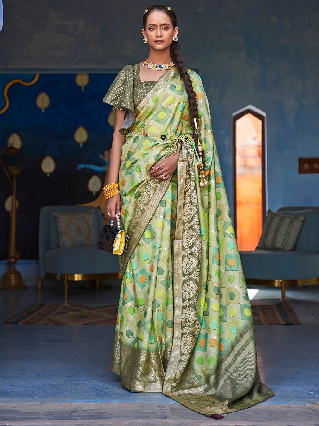 

Anouk Green & Gold-Toned Geometric Printed Zari Banarasi Saree