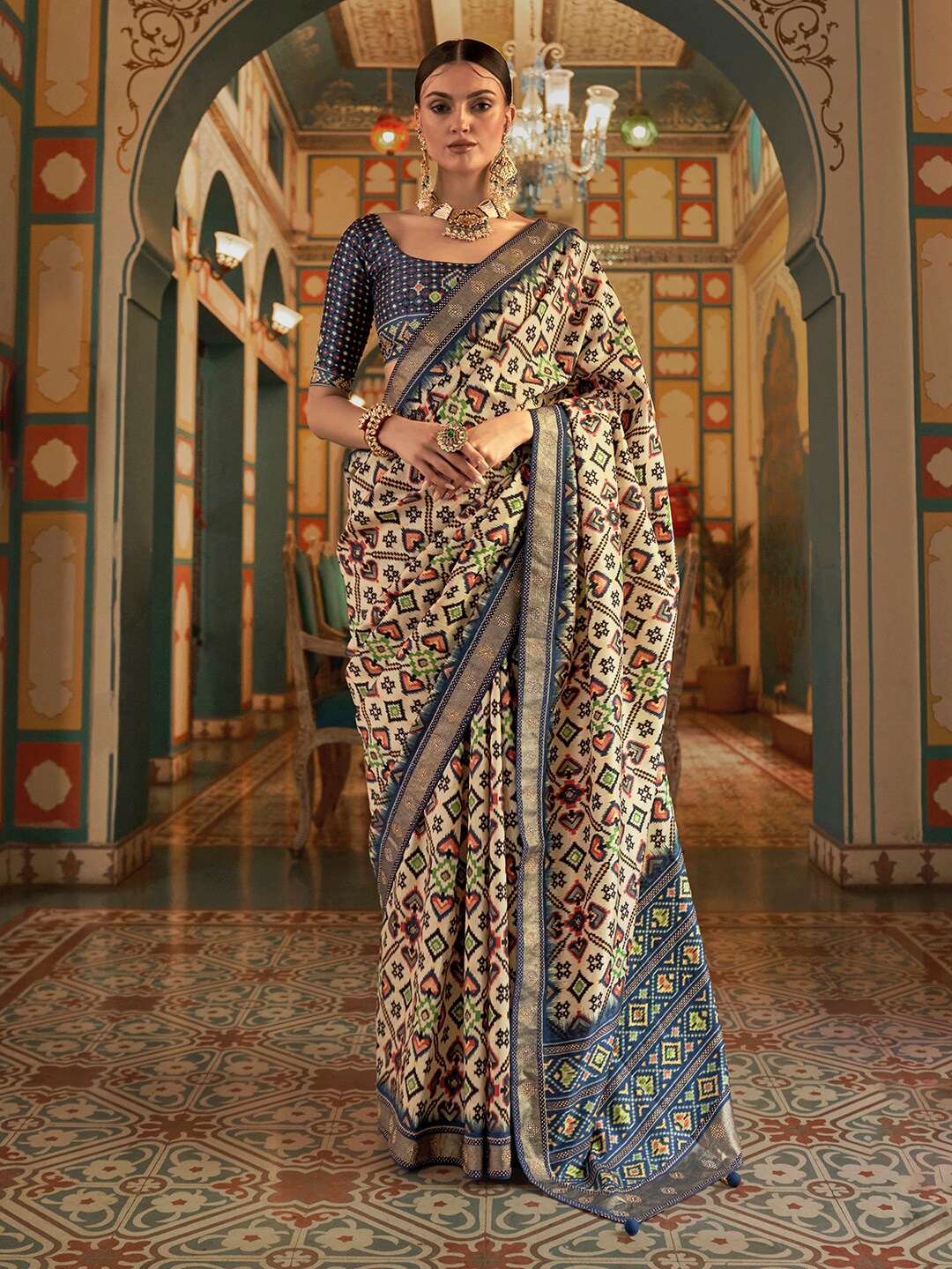 

Anouk Cream-Coloured & Navy Blue Ethnic Motifs Printed Zari Banarasi Saree