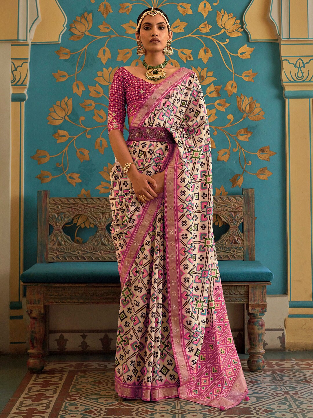 

Anouk Cream-Coloured & Pink Ethnic Motifs Printed Zari Banarasi Saree