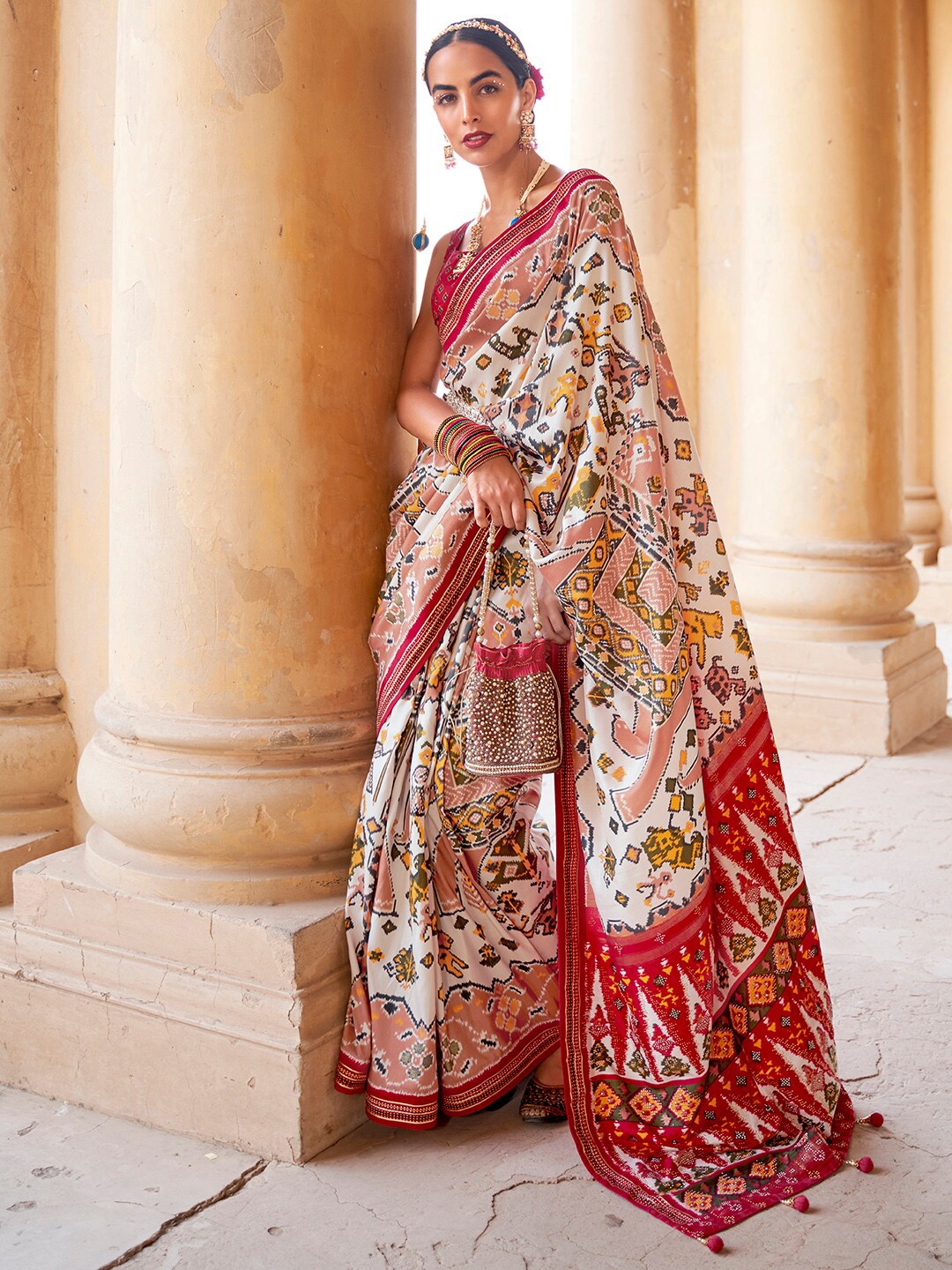 

Anouk Cream-Coloured & Red Ethnic Motifs Printed Silk Blend Patola Saree