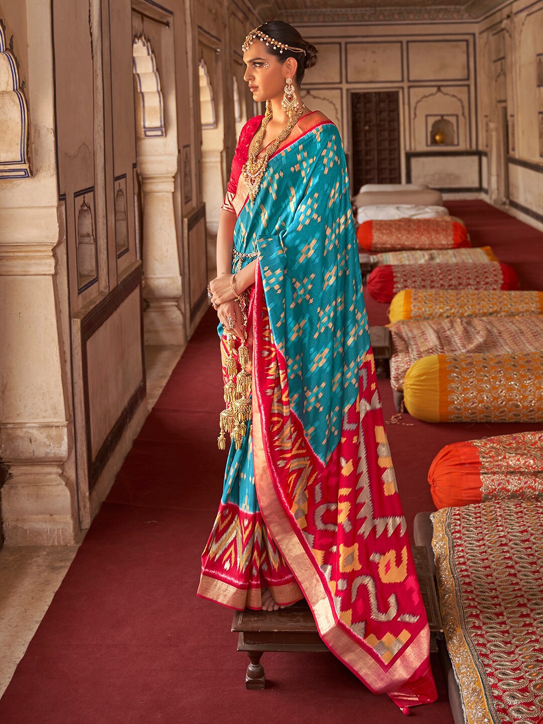 

Anouk Ethnic Motifs Zari Ikat Saree, Blue