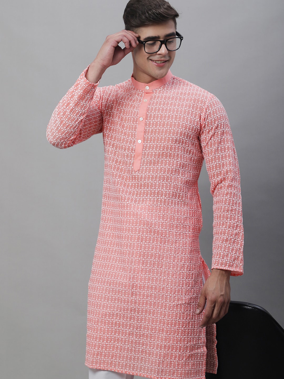 

SOJANYA Embroidered Pure Cotton Straight Kurta, Peach