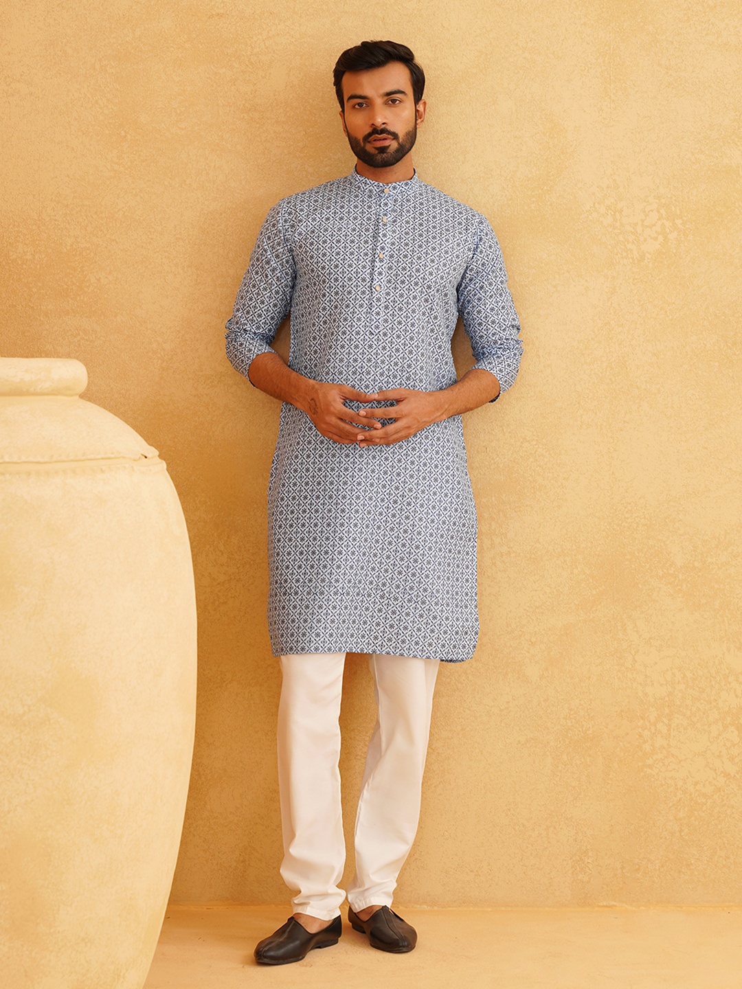 

SOJANYA Floral Printed Cotton Linen Kurta With Churidar, Blue