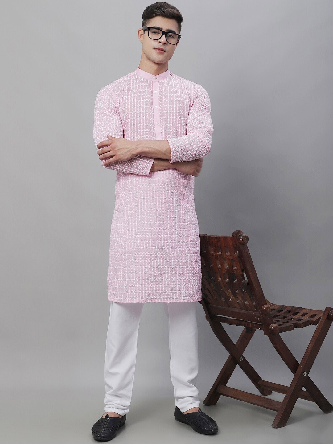 

SOJANYA Men Pink Embroidered Regular Pure Cotton Kurta with Churidar