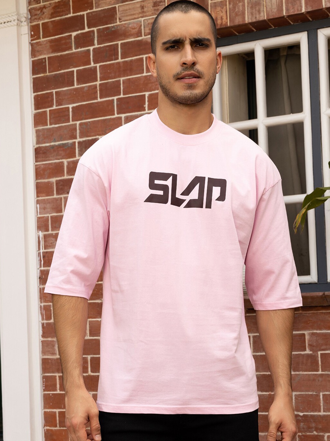 

Gavin Paris Typography Printed Cotton Drop Shoulder Sleeves Oversized T-shirt, Pink