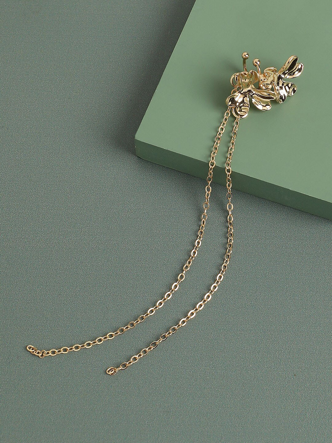 

SOHI Gold-Plated Contemporary Ear Cuff Earrings