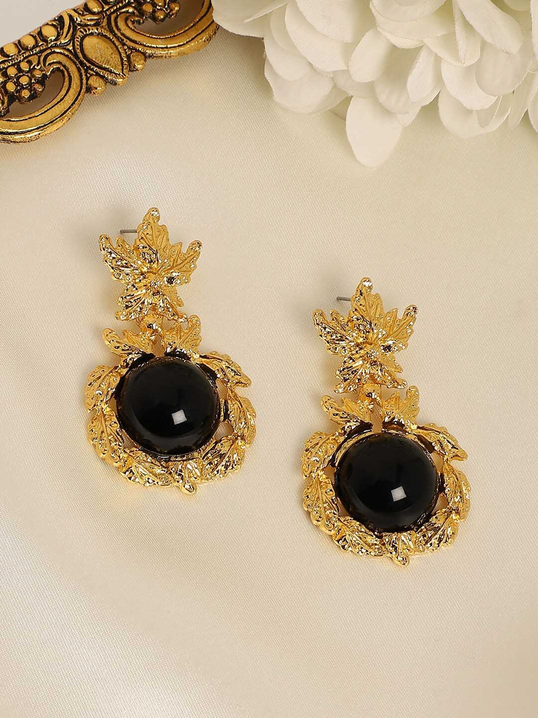 

SOHI Gold-Toned Floral Drop Earrings