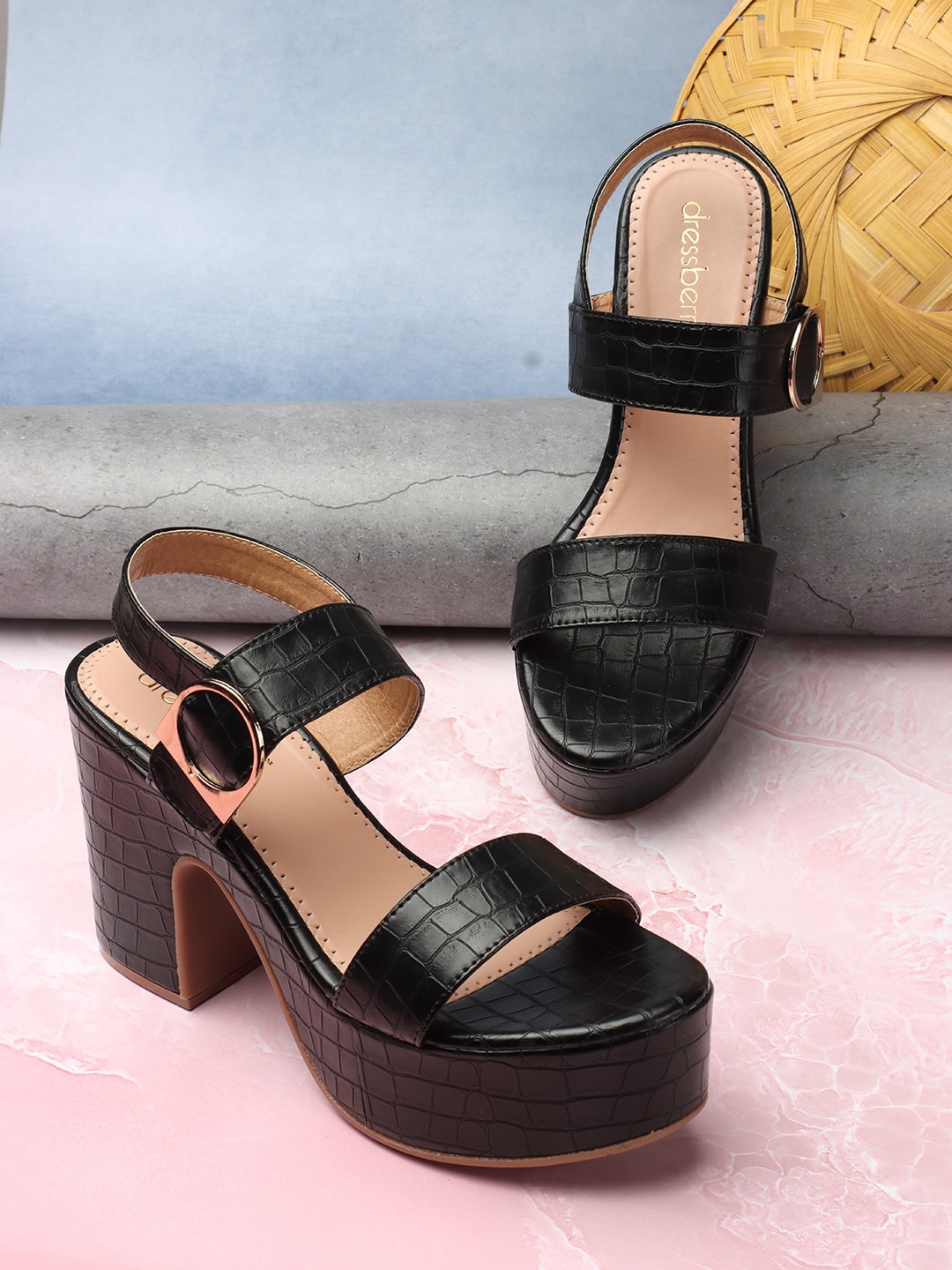 

DressBerry Black Textured Platform Heels