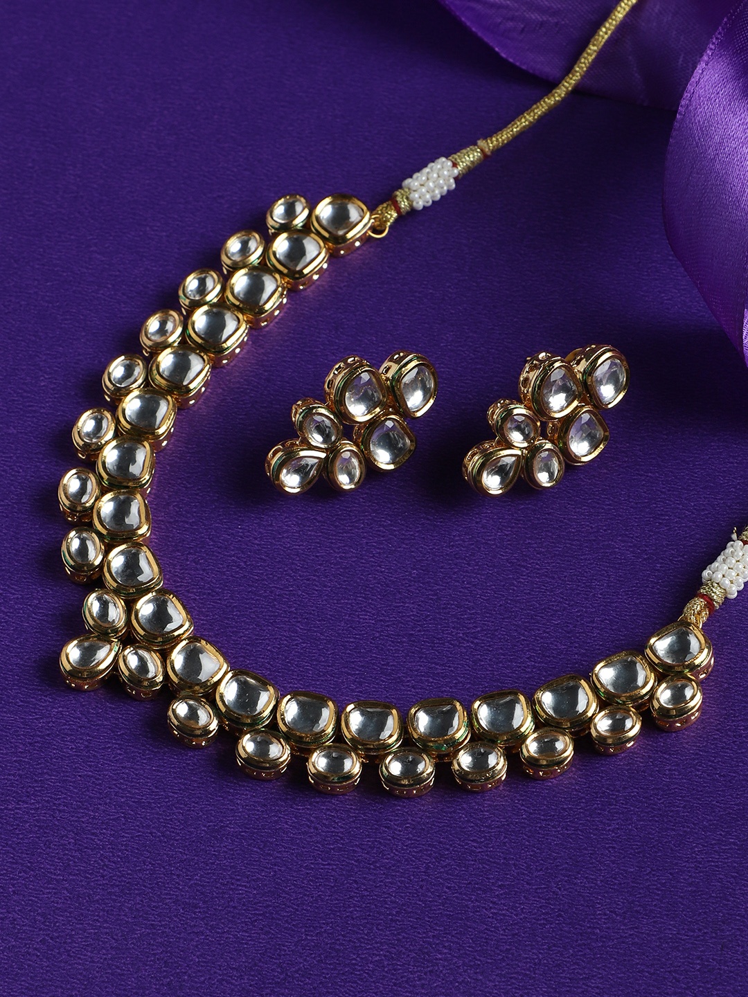 

justpeachy Gold-Plated Kundan Studded Necklace & Earring