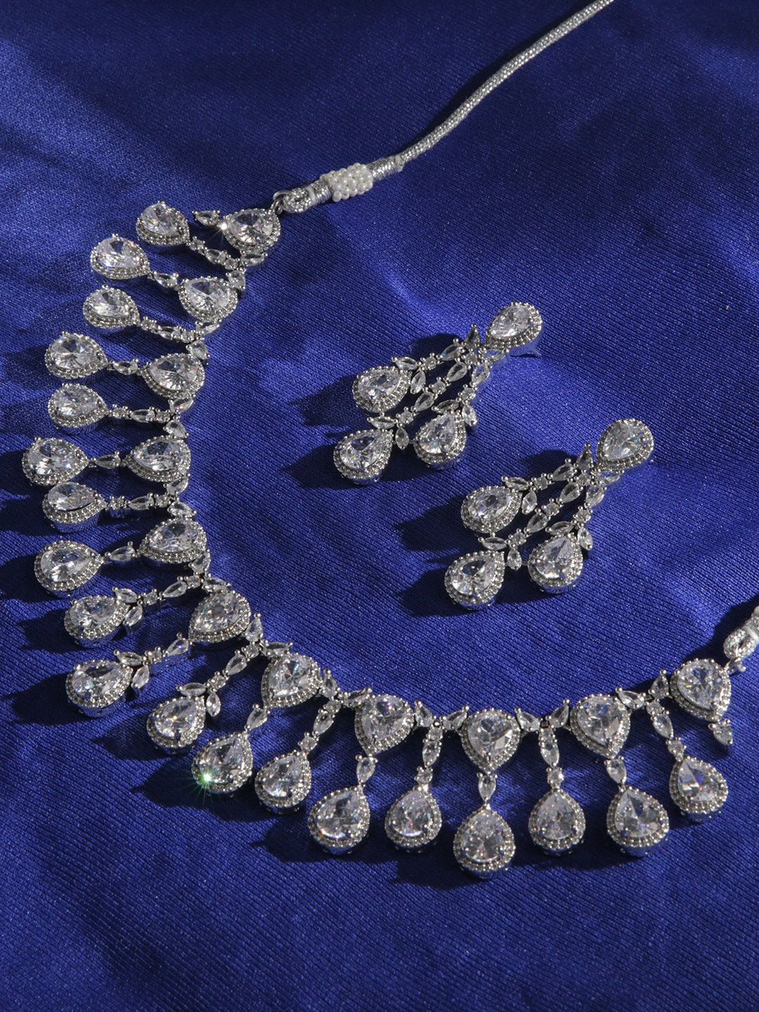 

justpeachy Silver-Plated Stone Studded Necklace & Earring