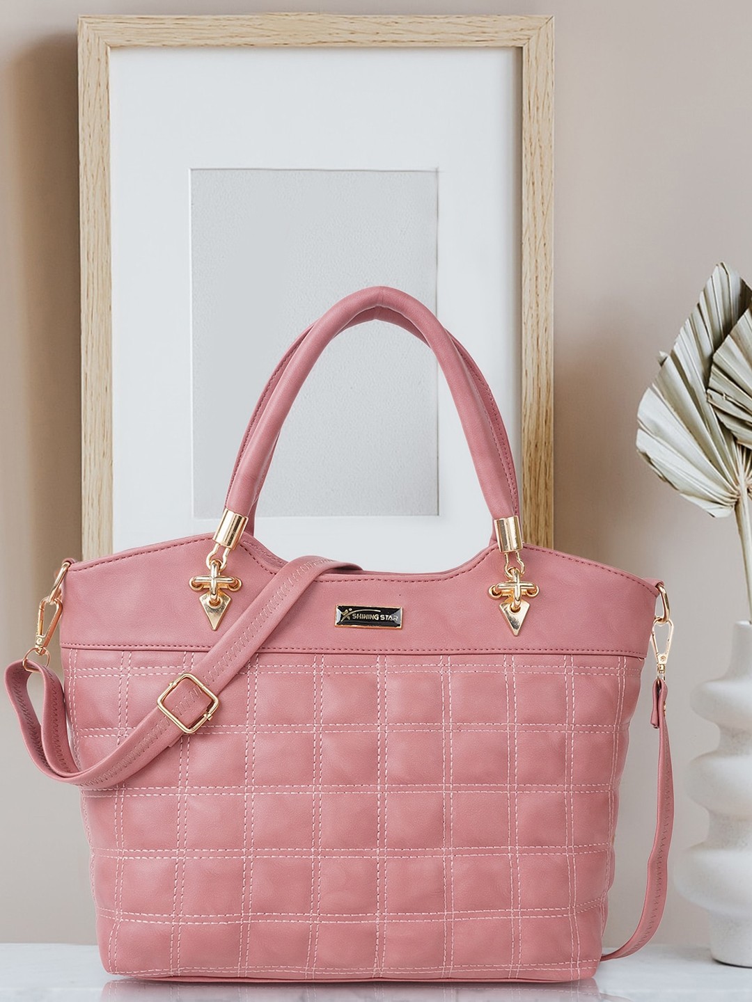 

SHINING STAR Structured Handheld Bag, Peach