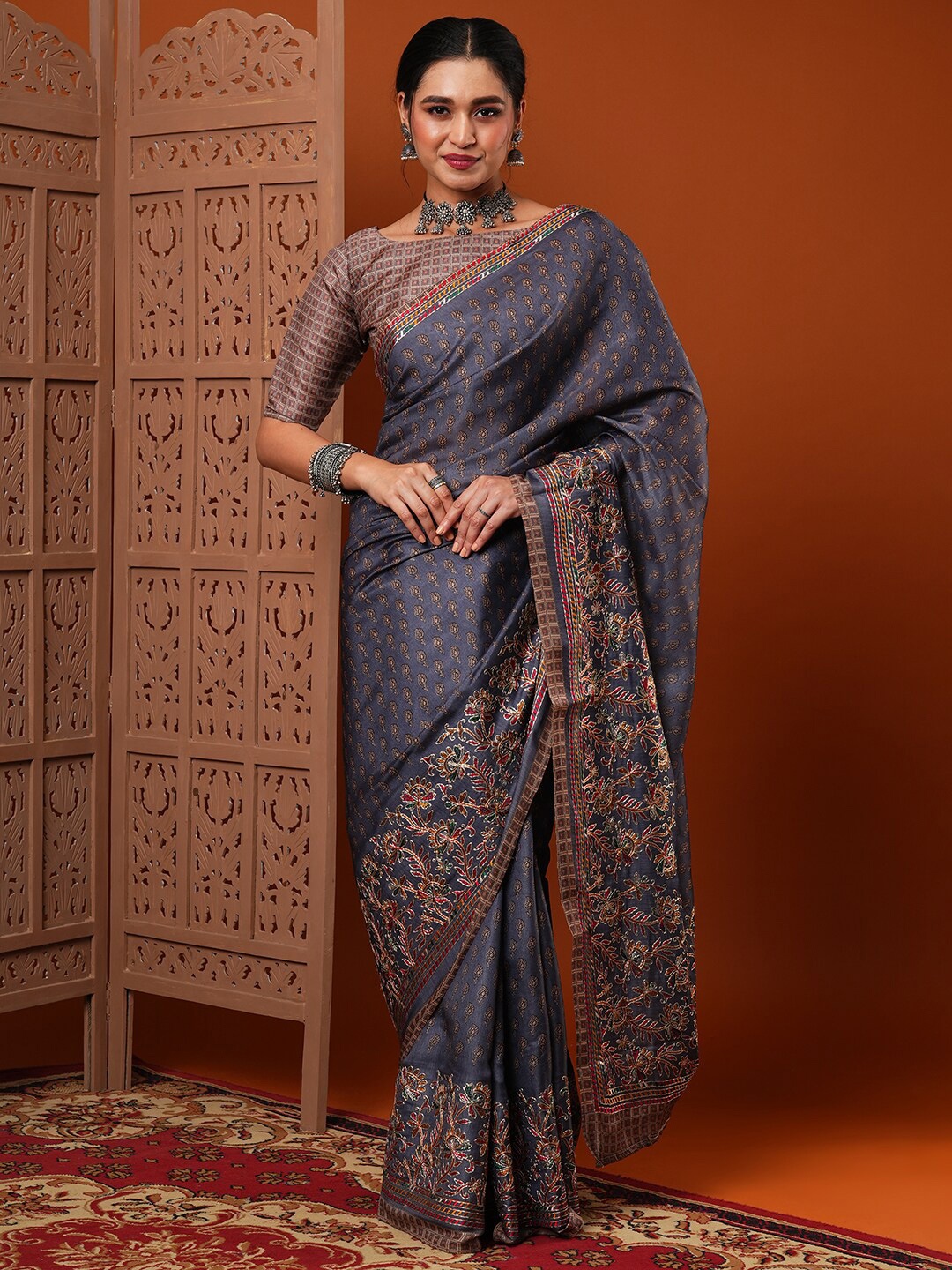 

Anouk Grey Bagh Printed Embroidered Saree