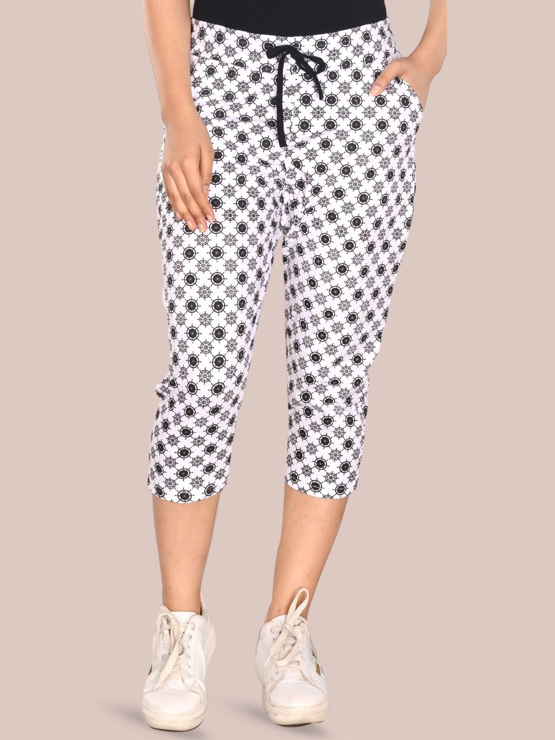

StyleAOne Women Printed Cotton Capris, White
