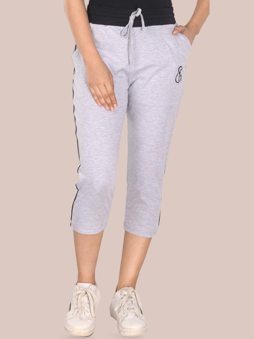 

StyleAOne Women Pure Cotton Mid-Rise Capris, Grey