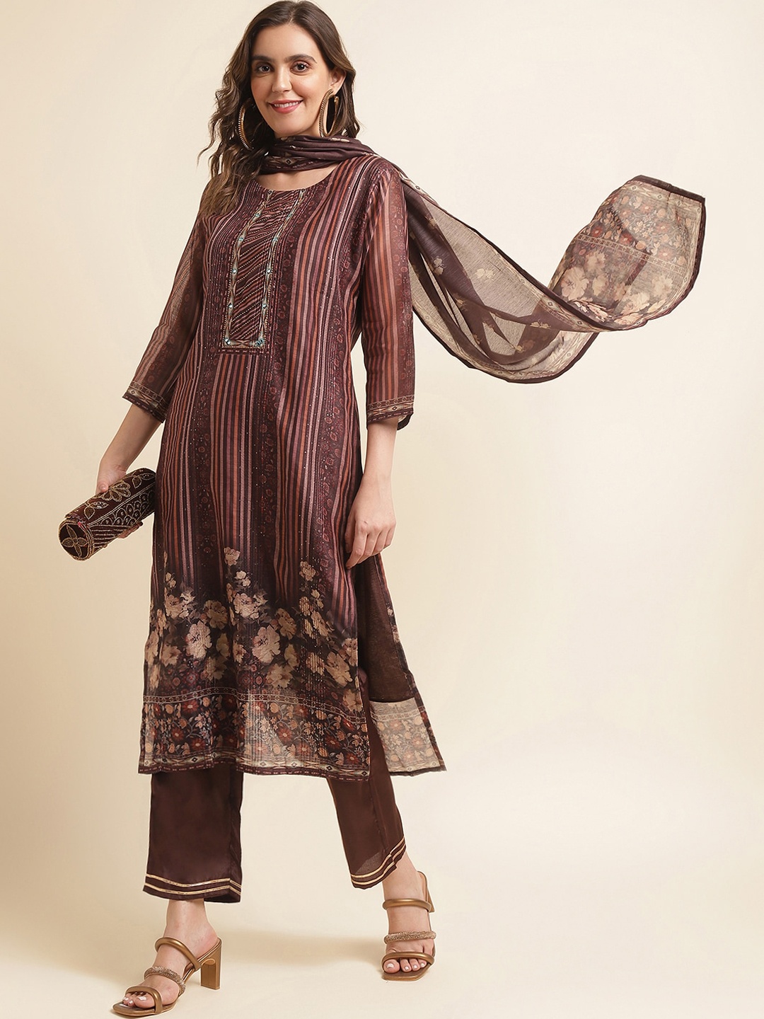 

Ishin Red & Brown Floral Printed Regular Kurta With Trousers & Dupatta