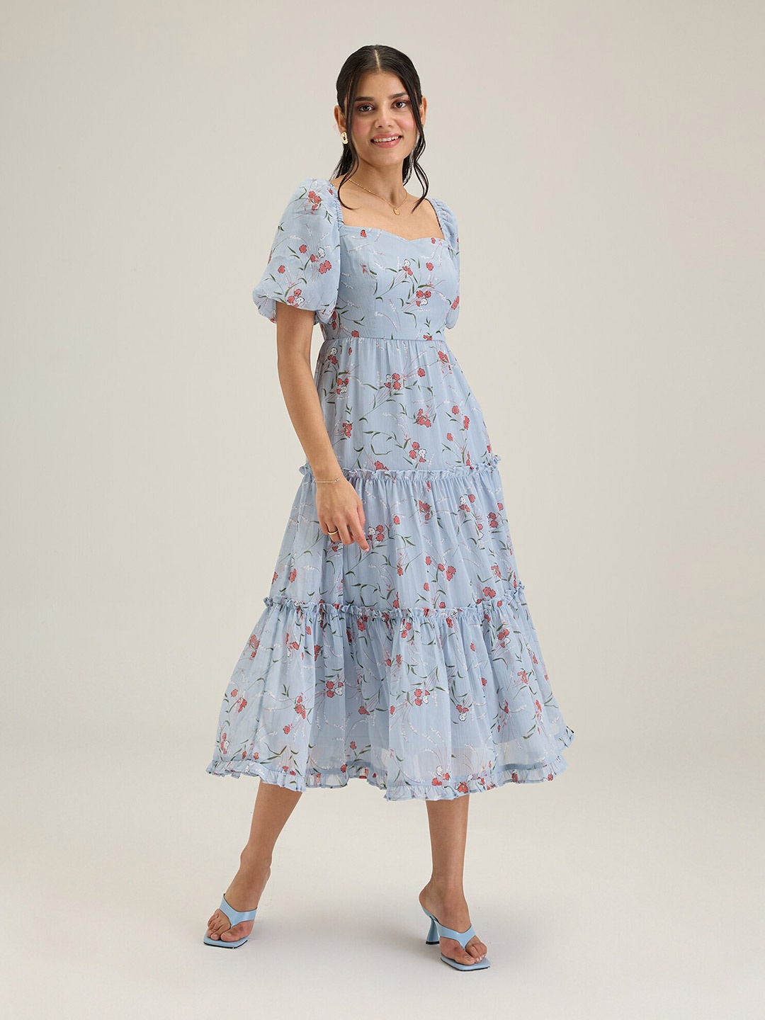 

20Dresses Blue Floral Printed Sweetheart Neck Puff Sleeves Fit & Flare Midi Dress