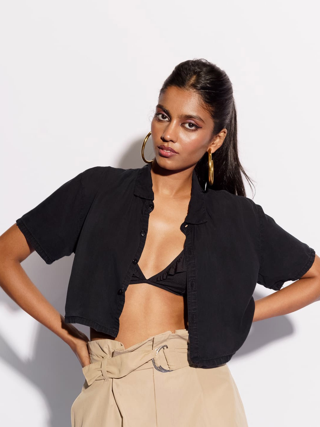 

FREAKINS Black Short Sleeves Opaque Casual Cropped Shirt