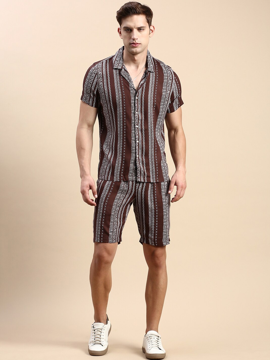 

SHOWOFF Printed Shirt With Shorts Co-Ords, Coffee brown
