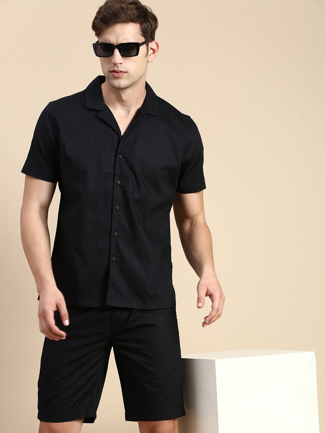 

SHOWOFF Shirt With Shorts Co-Ords, Black