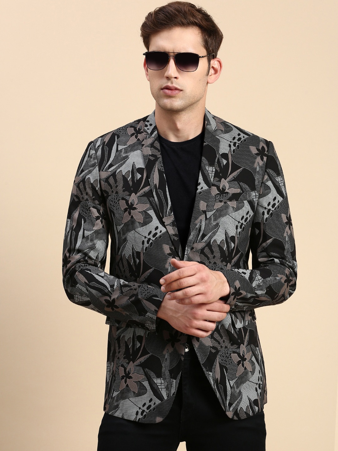 

SHOWOFF Printed Slim-Fit Single Breasted Blazer, Black