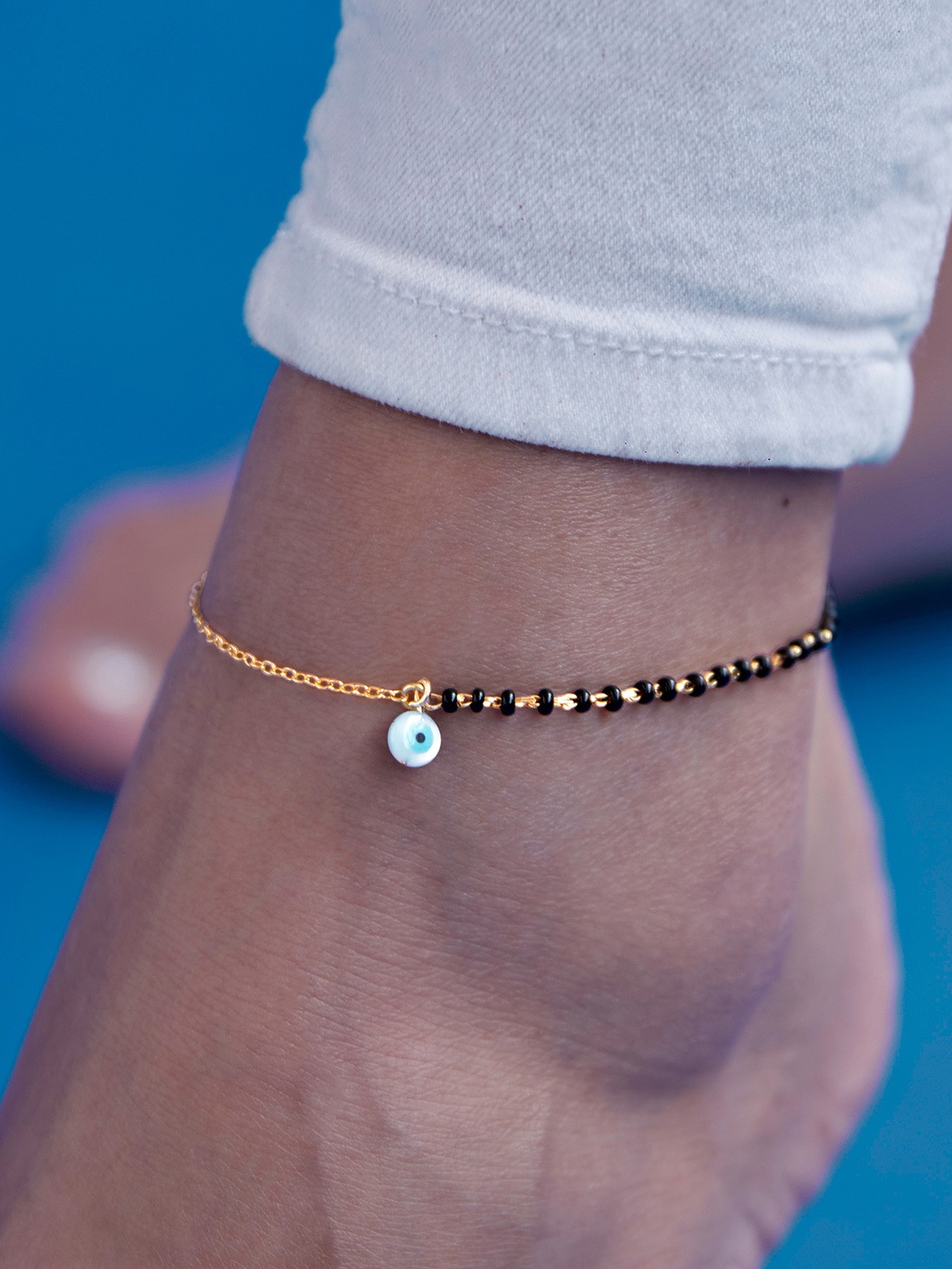 

AIKA BY MINUTIAE Gold-Plated Crystal-Studded & Beaded Anklet