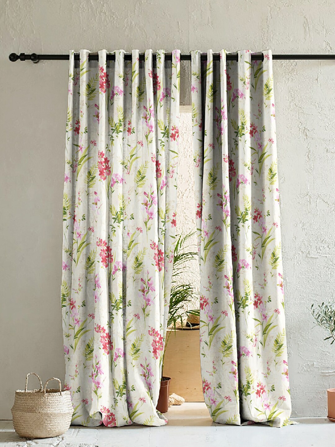 

SPACES Elegant Cream & Green 2 Pieces Floral Room Darkening Window Curtains