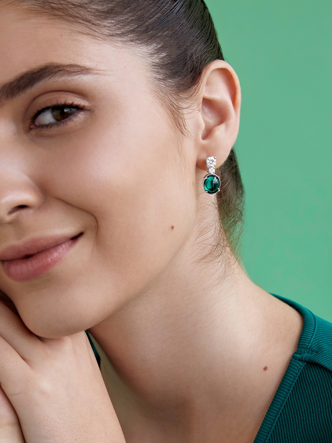 

AIKA BY MINUTIAE Silver-Plated Crystal Studded Oval Drop Earrings