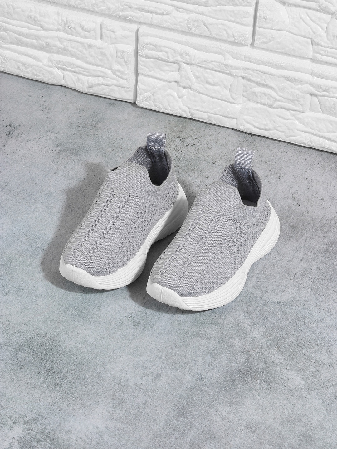 

Jazzy Juniors Kids Woven Design Lightweight Slip-On Sneakers, Grey