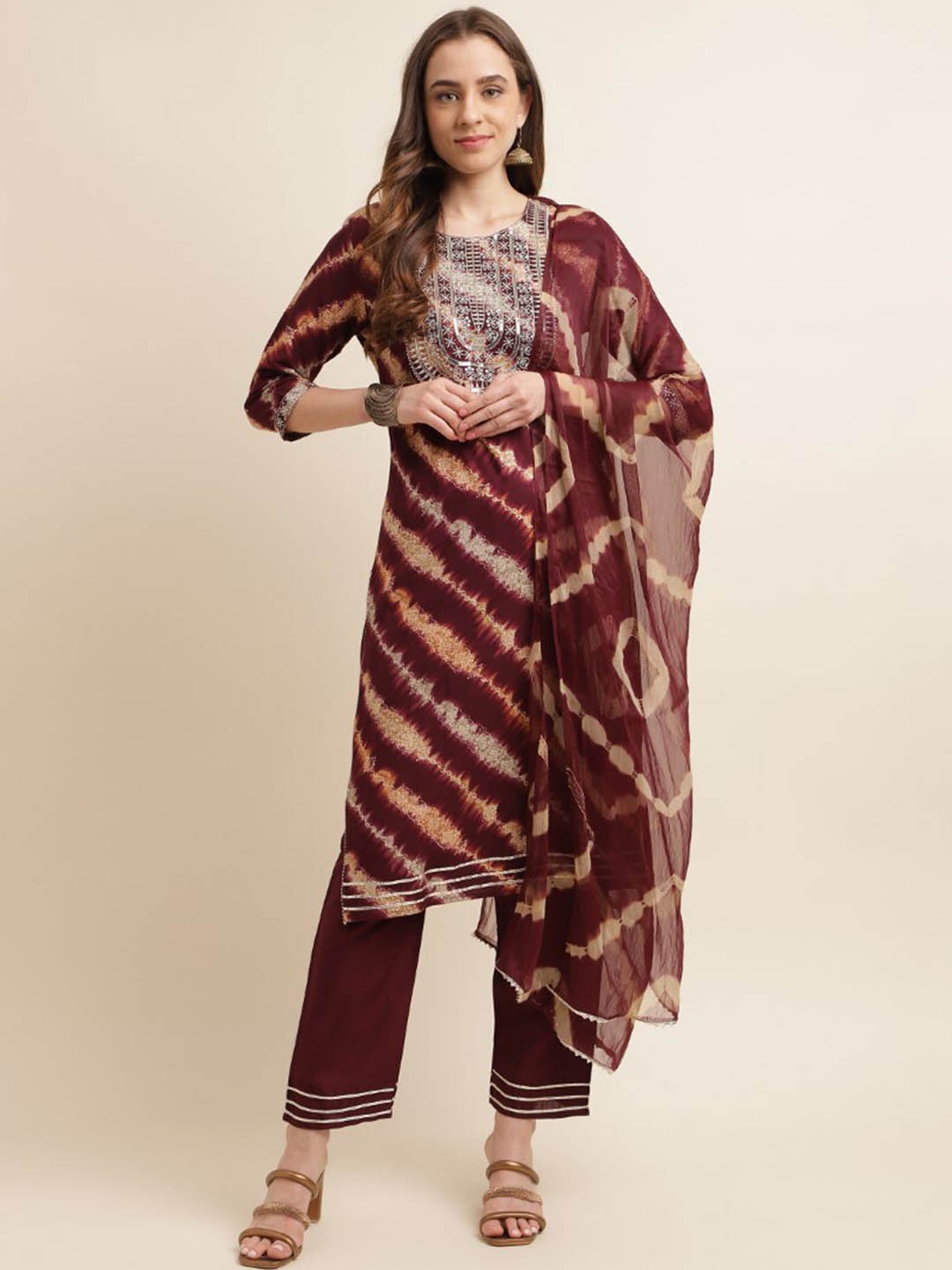 

kasee Women Printed Regular Kurta with Trousers & Dupatta, Maroon