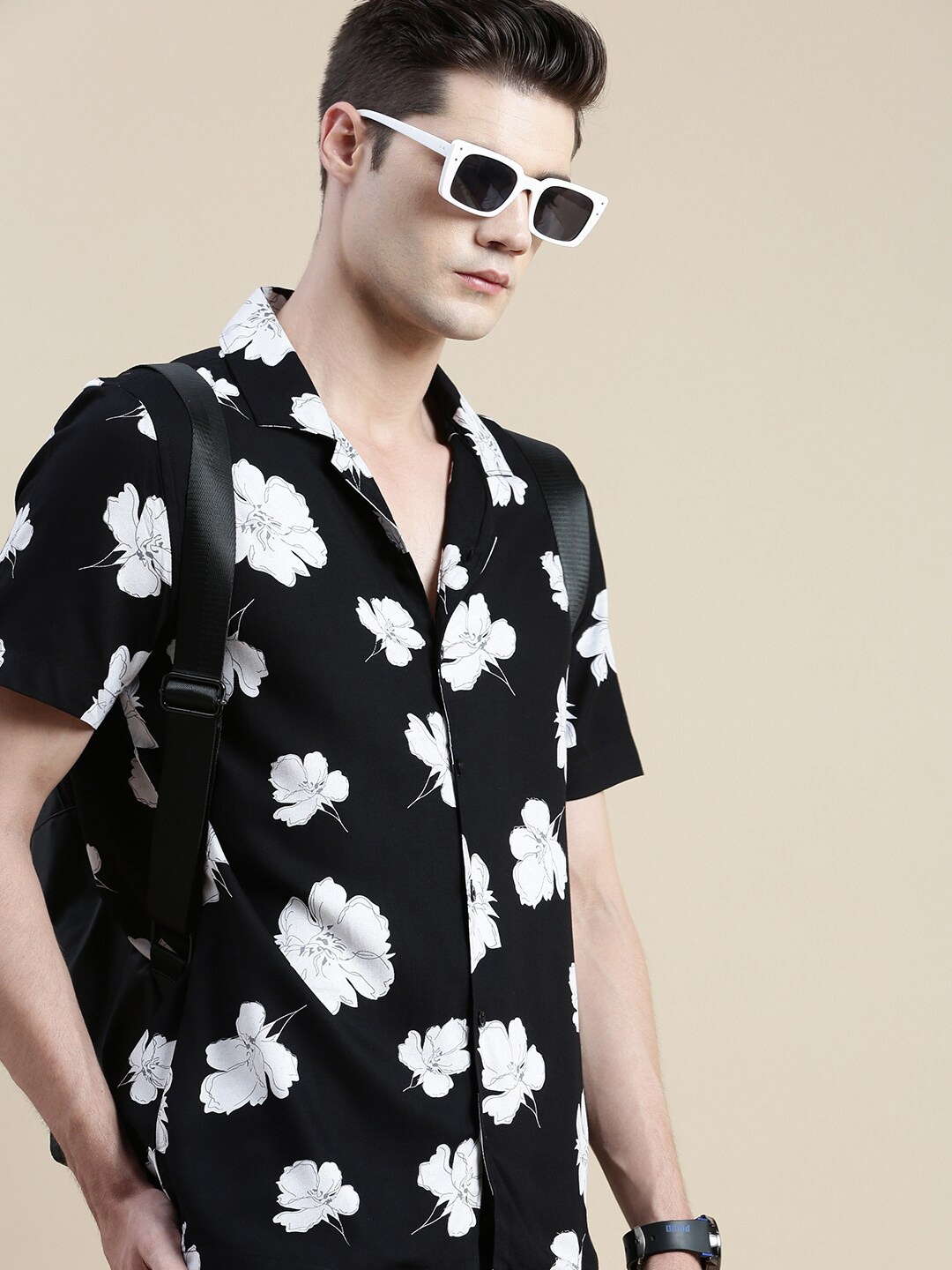 

INVICTUS Comfort Slim Fit Floral Printed Casual Shirt, Black