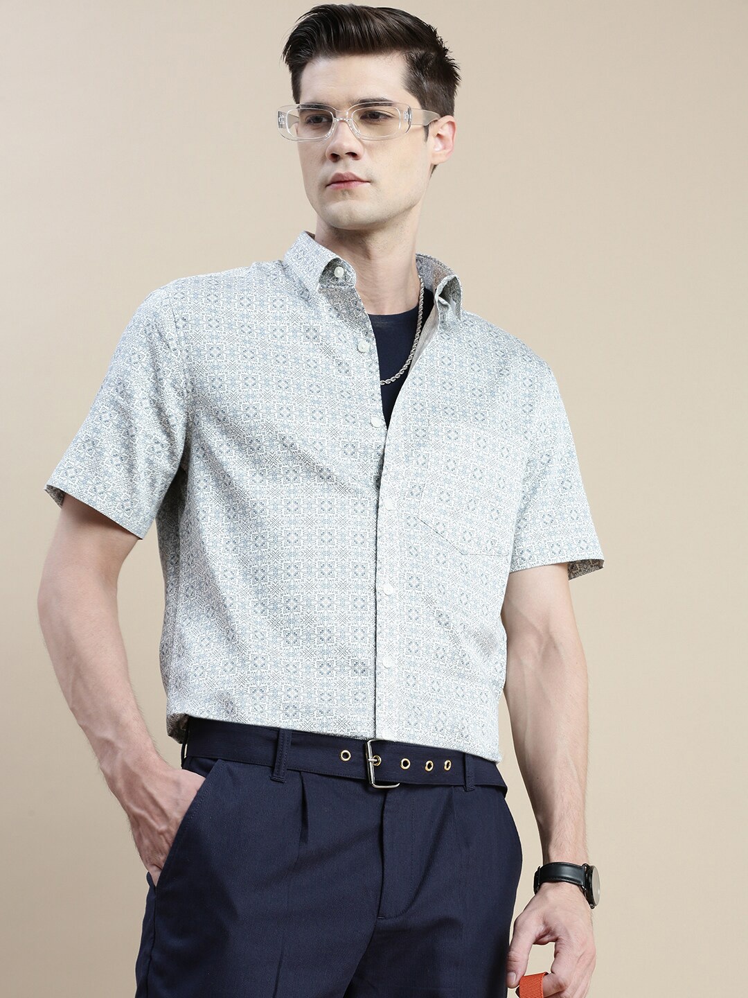 

INVICTUS Comfort Slim Fit Opaque Printed Cotton Casual Shirt, Off white