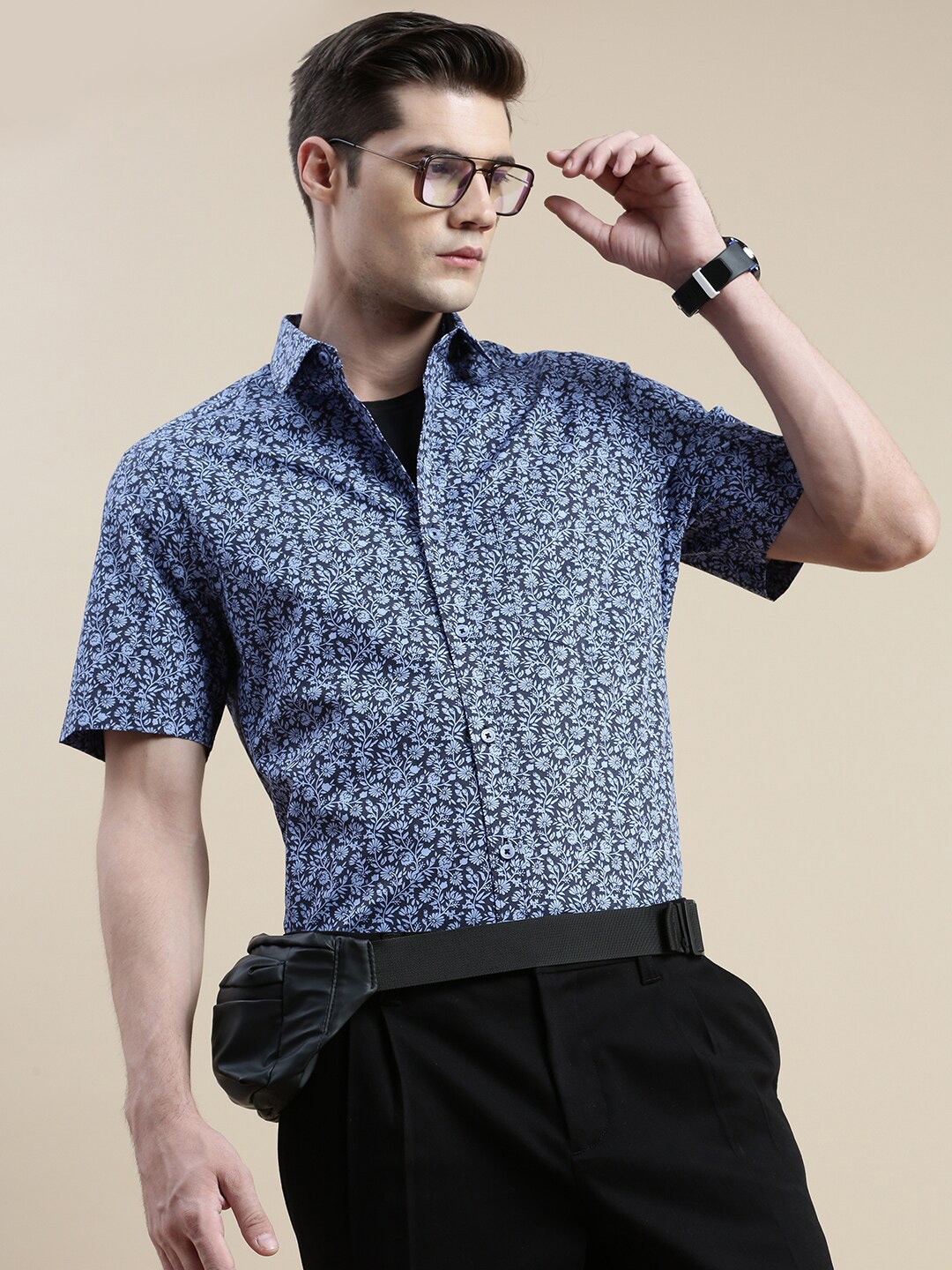 INVICTUS Comfort Slim Fit Floral Printed Casual Cotton Shirt, Navy blue