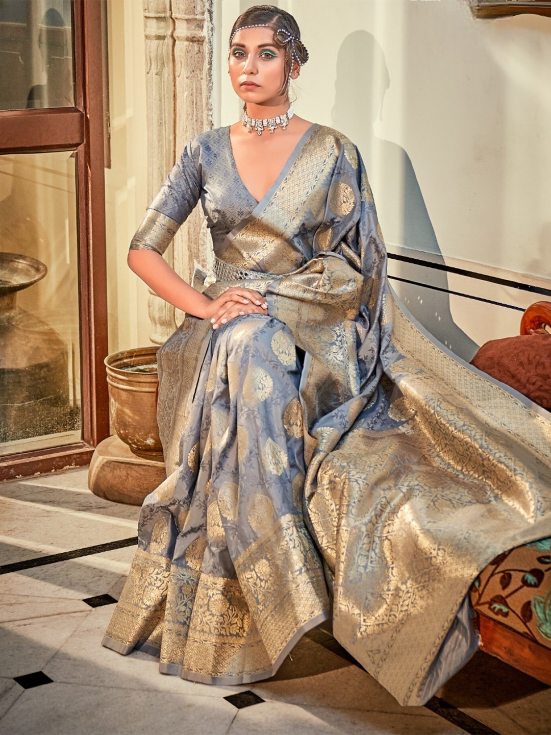 

Mitera Grey Ethnic Motifs Woven Design Zari Banarasi Saree
