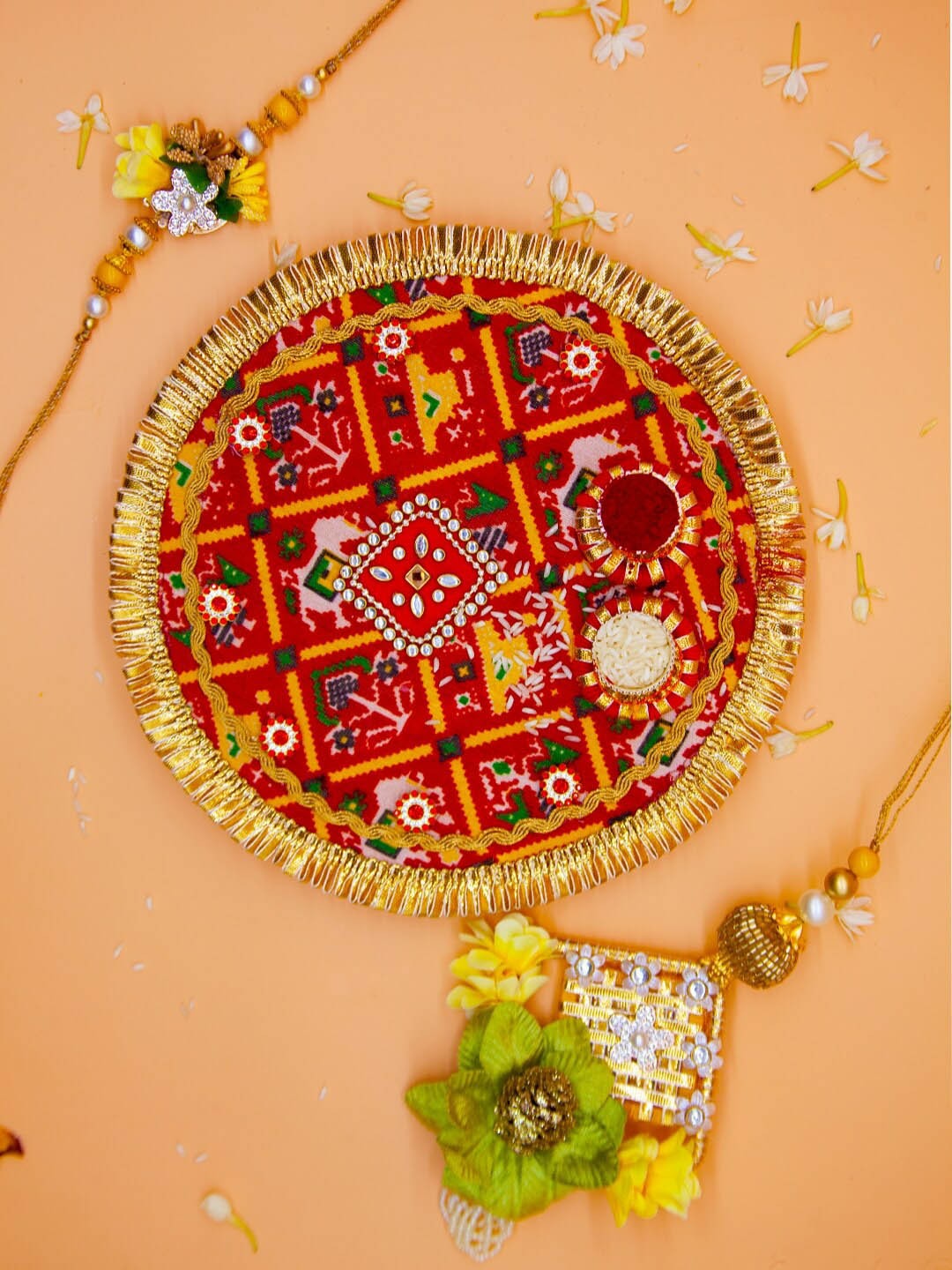 

Fida Designer Set of 2 Rakhi with Thali, Red