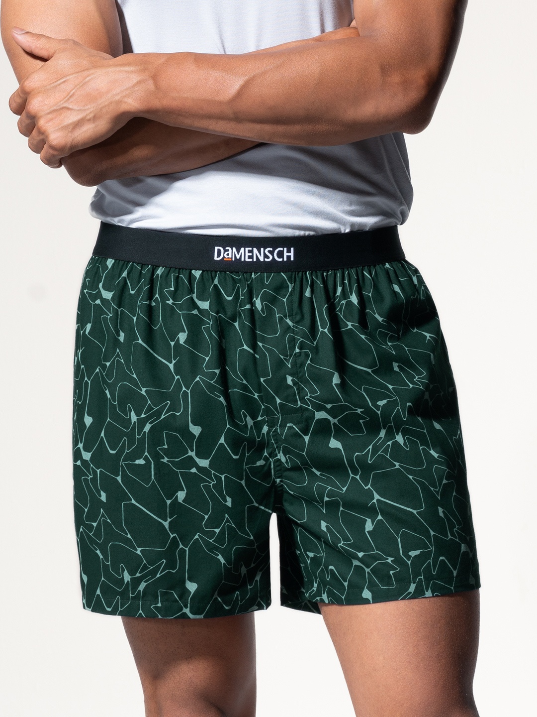

DaMENSCH Men BREEEZE Ultralight Pure Cotton Inner Boxers IB1002-CRKGRN, Green