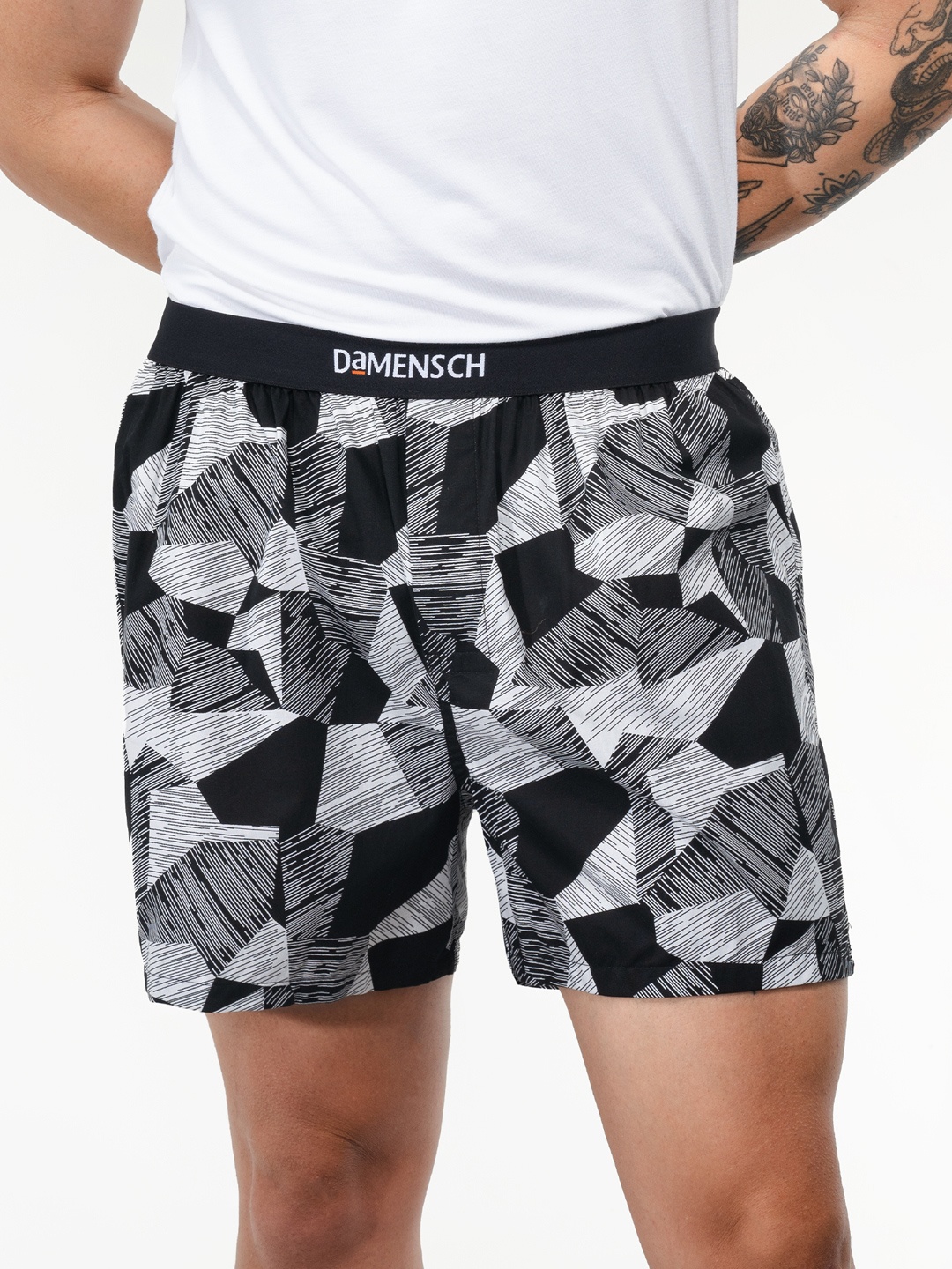 

DAMENSCH Men Breeeze Ultralight Pure Cotton Inner Boxers IB1002-BLKPUZ, Black