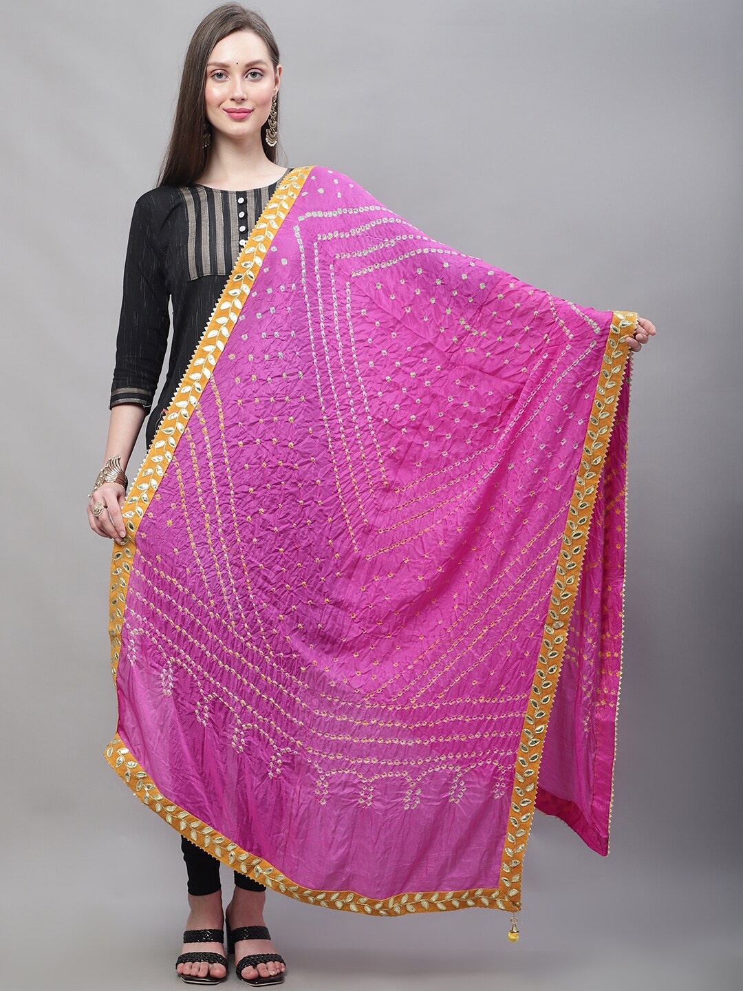 

LOOM LEGACY Bandhani Printed Dupatta, Magenta