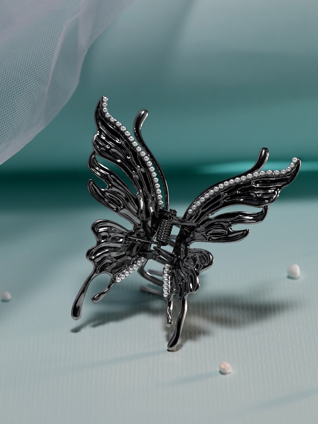 

Rubans Voguish Embellished Butterfly Claw Clip, Black