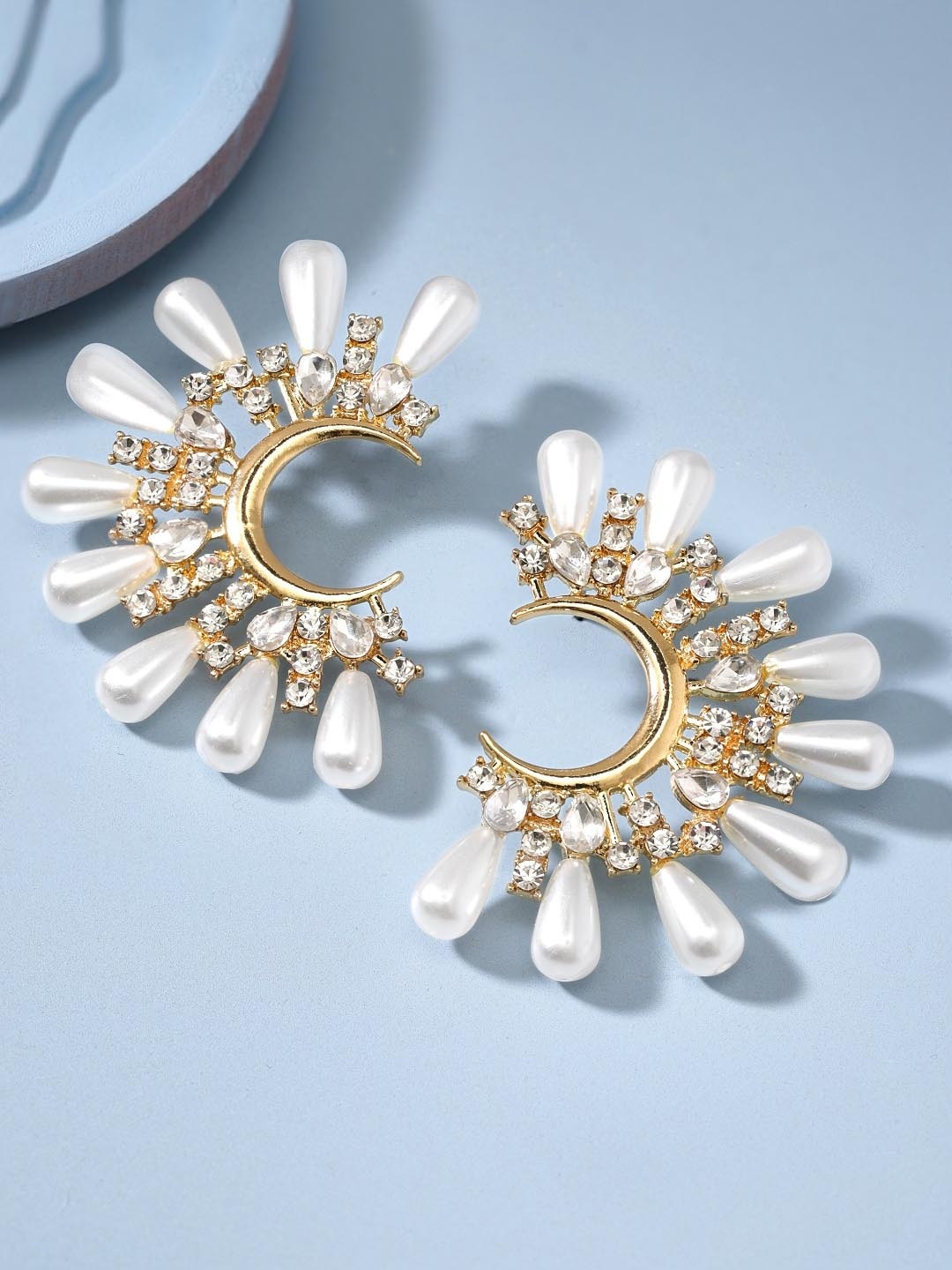 

TOKYO TALKIES X rubans FASHION ACCESSORIES Geometric Studs Earrings, White