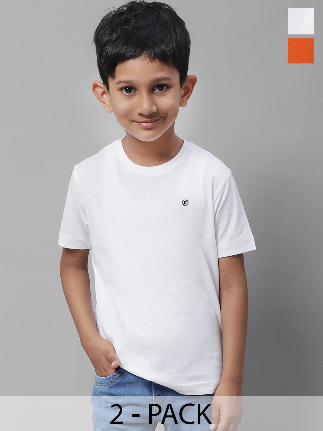 

Friskers Boys White 2 Pockets T-shirt