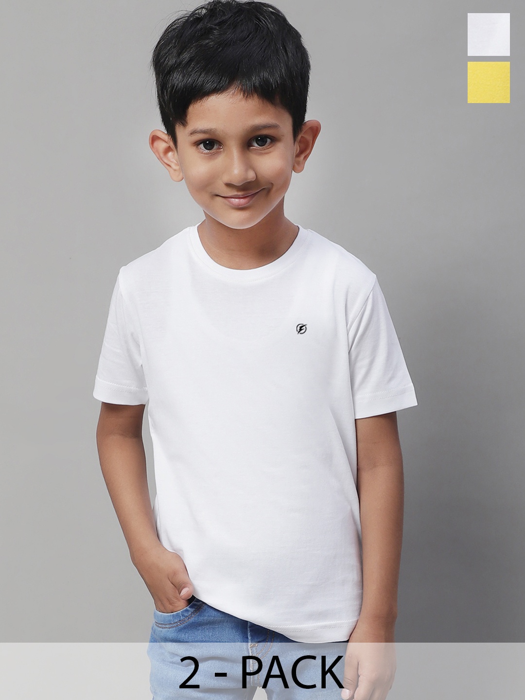 

Friskers Boys White 2 Pockets T-shirt