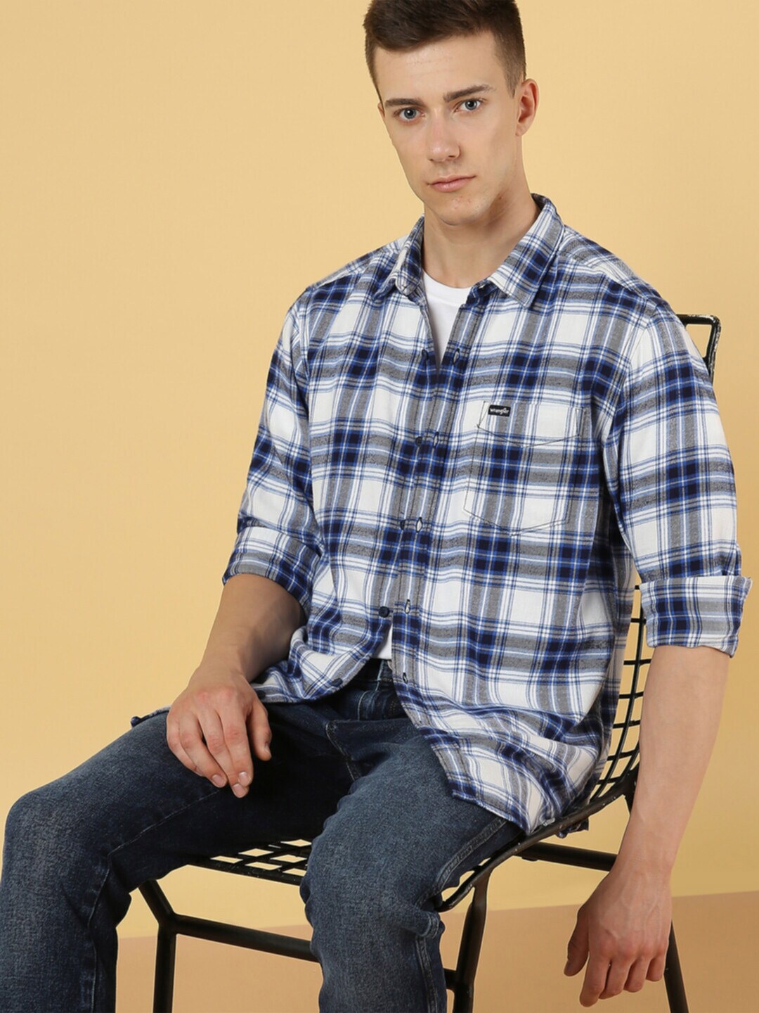 

Wrangler Men Tartan Checked Opaque Cotton Casual Shirt, Blue